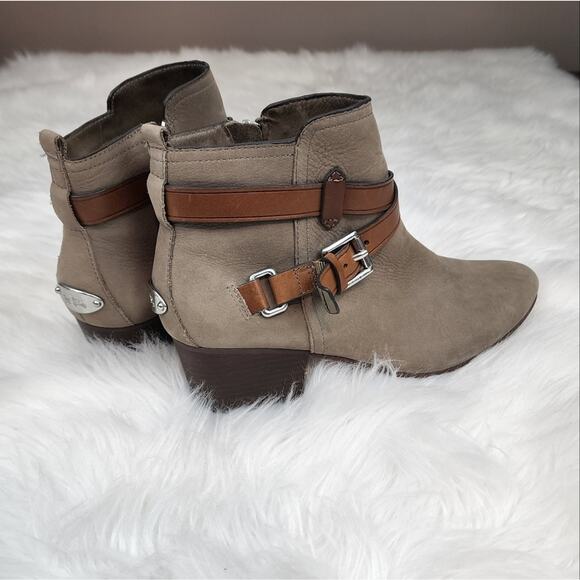 Coach Booties Pauline Size 8.5 Tan Nubuck Leather Ankle Boots $225 - Picture 1 of 7